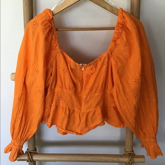 Eyelet Blouse - Picture 2 of 3